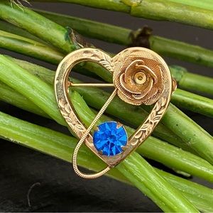 Vintage Unsigned Blue Stone with flower Heart-shaped Gold-tone Brooch